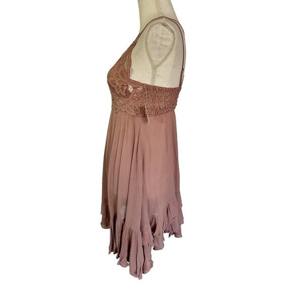 Free People Adella Slip Crochet Lace Mini Dress Size S Rose Pink Romantic NWT - Picture 4 of 9